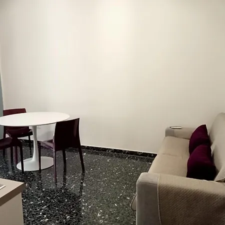 Apartment Mi Scialai - Teatro A 150 Mt - Museo A 250 Mt -ortigia 1500 Mt