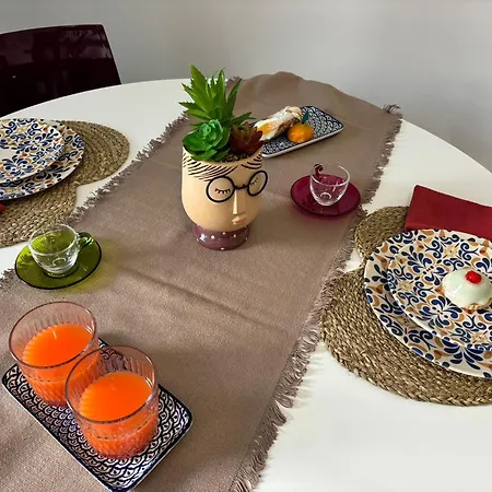 Apartment Mi Scialai - Teatro A 150 Mt - Museo A 250 Mt -ortigia 1500 Mt Syracuse