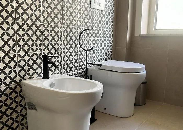 Mi Scialai - Teatro A 150 Mt - Museo A 250 Mt -ortigia 1500 Mt Сиракузы