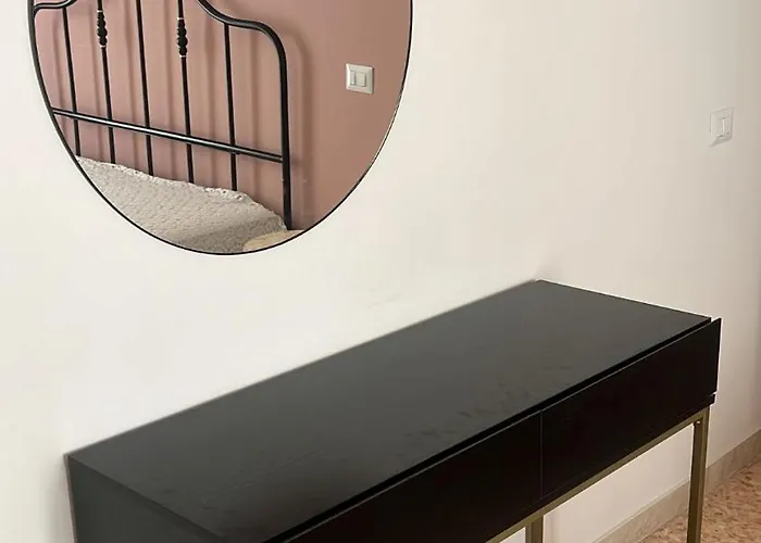 Mi Scialai - Teatro A 150 Mt - Museo A 250 Mt -ortigia 1500 Mt Апартаменты *