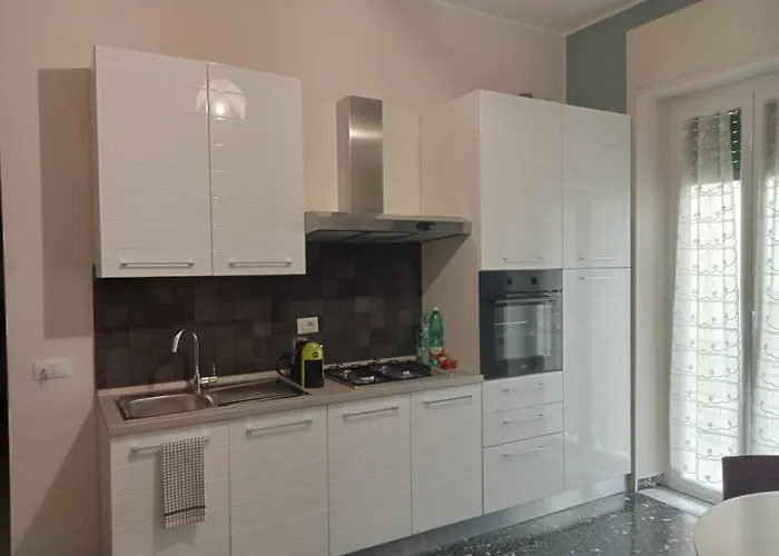 Mi Scialai - Teatro A 150 Mt - Museo A 250 Mt -ortigia 1500 Mt Апартаменты