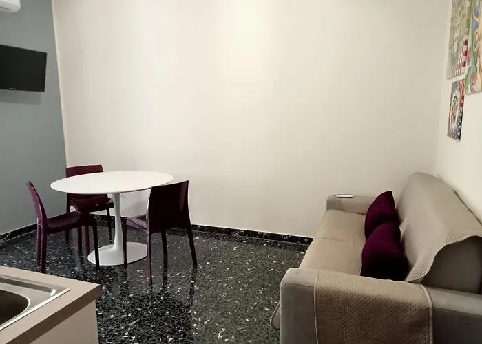 Апартаменты Mi Scialai - Teatro A 150 Mt - Museo A 250 Mt -ortigia 1500 Mt