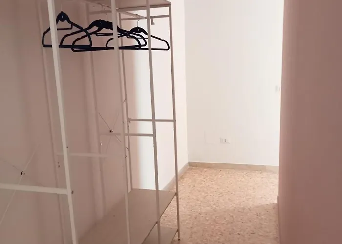 Апартаменты Mi Scialai - Teatro A 150 Mt - Museo A 250 Mt -ortigia 1500 Mt *