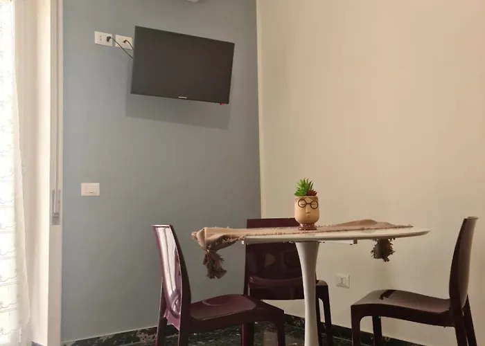 Mi Scialai - Teatro A 150 Mt - Museo A 250 Mt -ortigia 1500 Mt Апартаменты